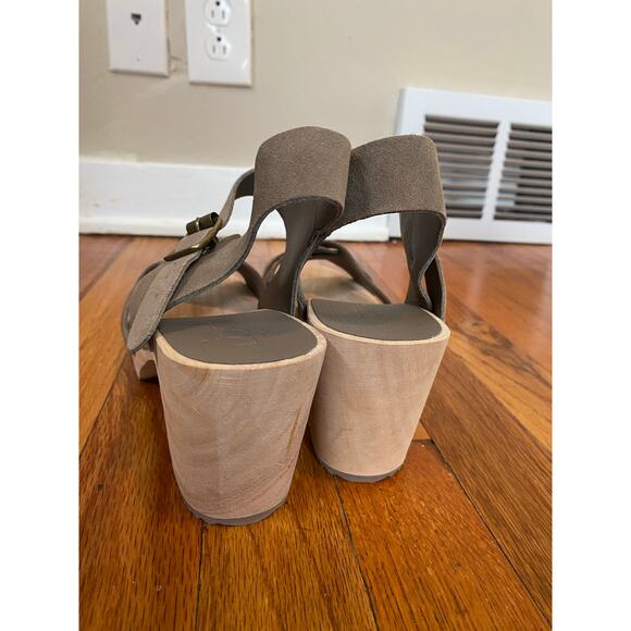 LOFT Criss-Cross Sandals | Mercari Loft criss cross suede leather wooden sandals ankle strap taupe/ brown size 9